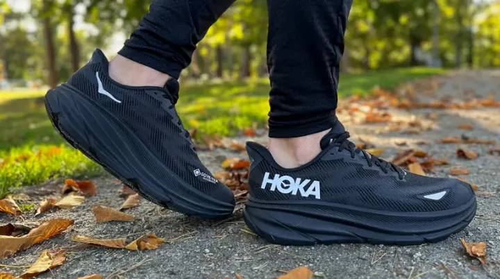 Hoka Clifton 9