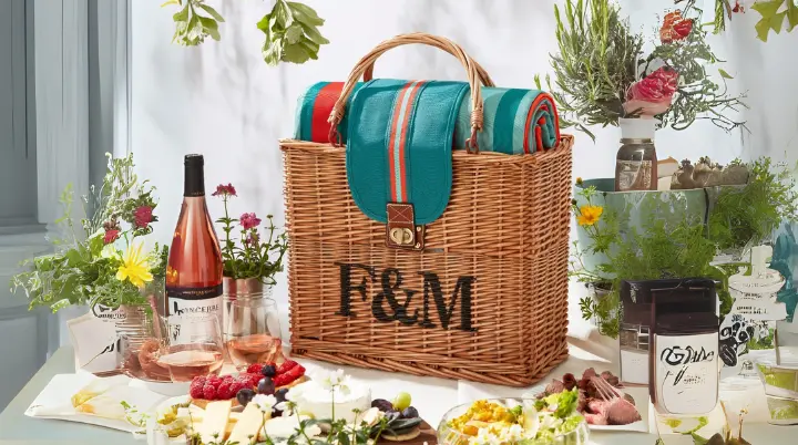 F&M Pinic Tote and Blanket